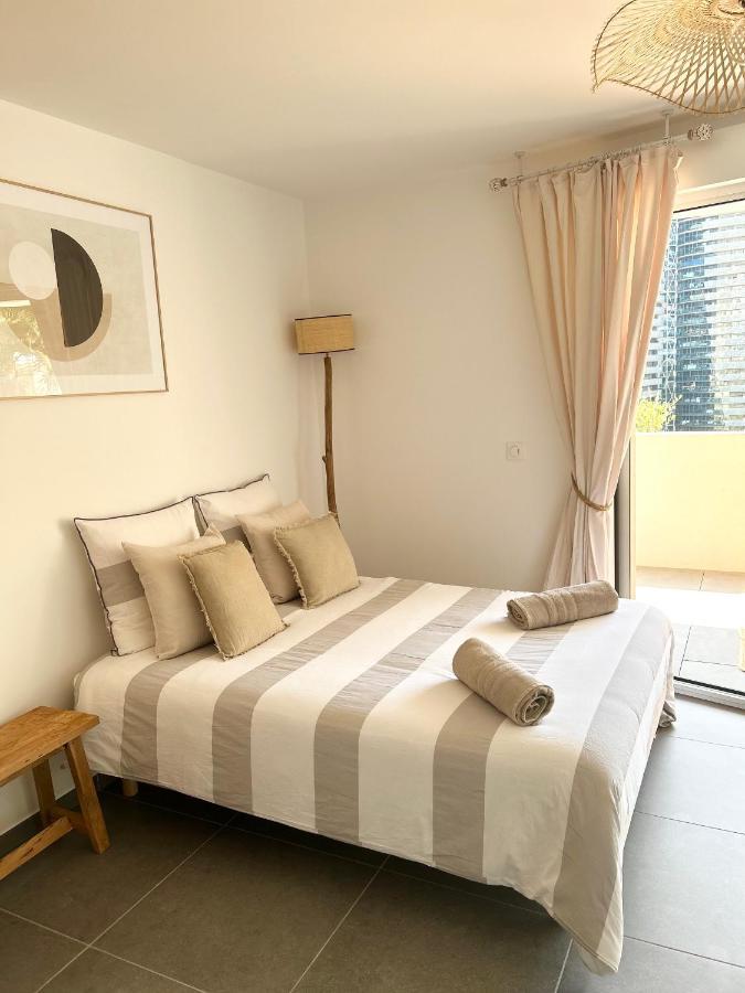 Luxueux Studio Neuf - Frontiere Monaco - Piscine - Parking Prive Екстер'єр фото